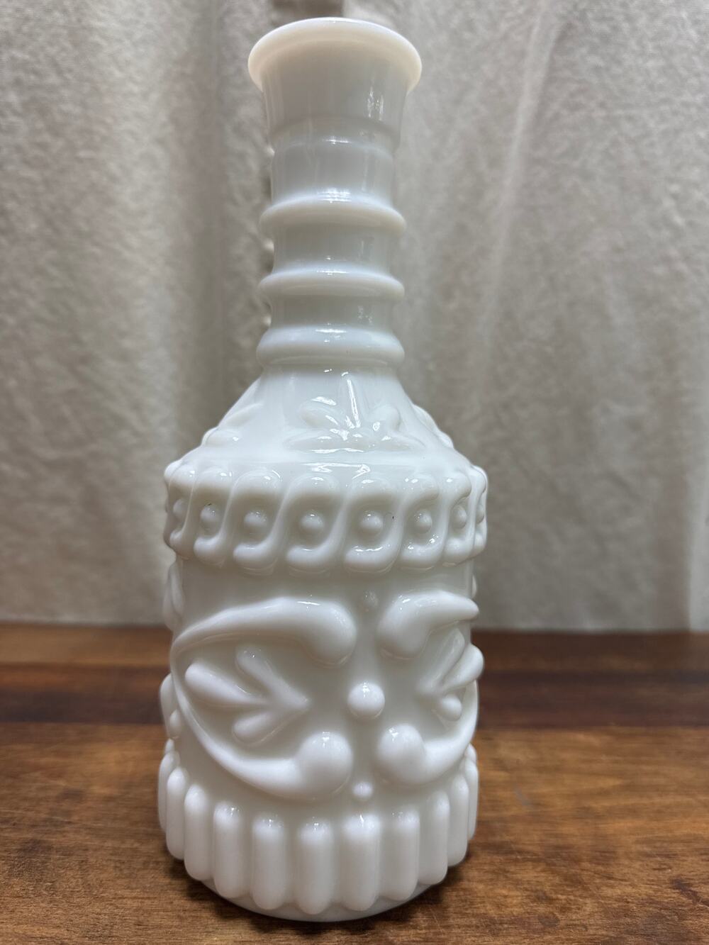 Jim Beam Vintage Collectible Decorative White Milk Glass Liquor Decanter Vase